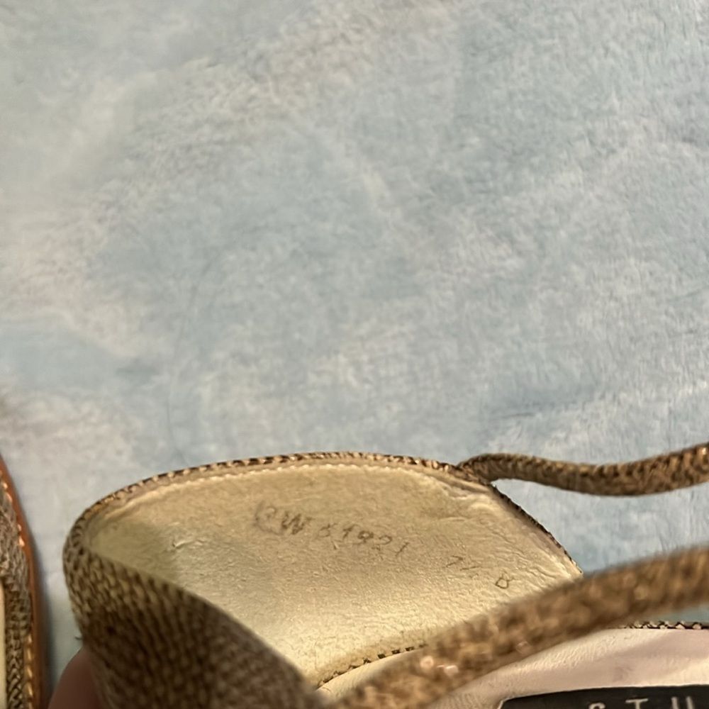 Stuart Weitzman Shoes - Picture 6 of 7